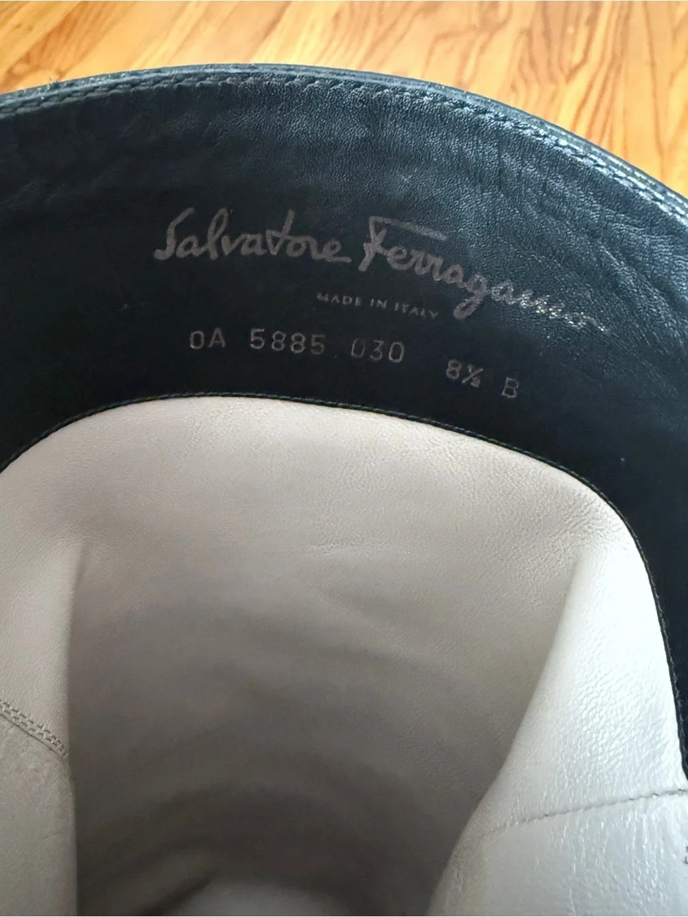 Salvatore Ferragamo - Classic Knee-High Riding Boots - Black